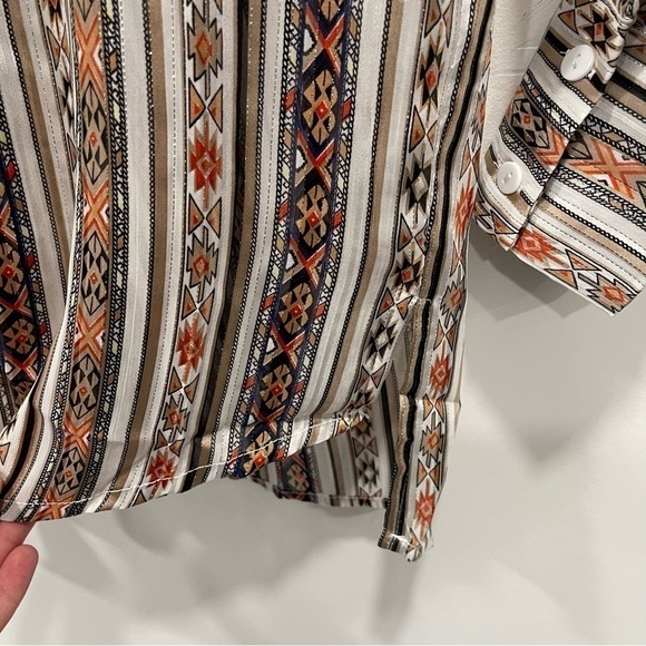 Grifflin Paris Printed Stripe Notched Neck Blouse Shirt Small - Picture 9 of 9